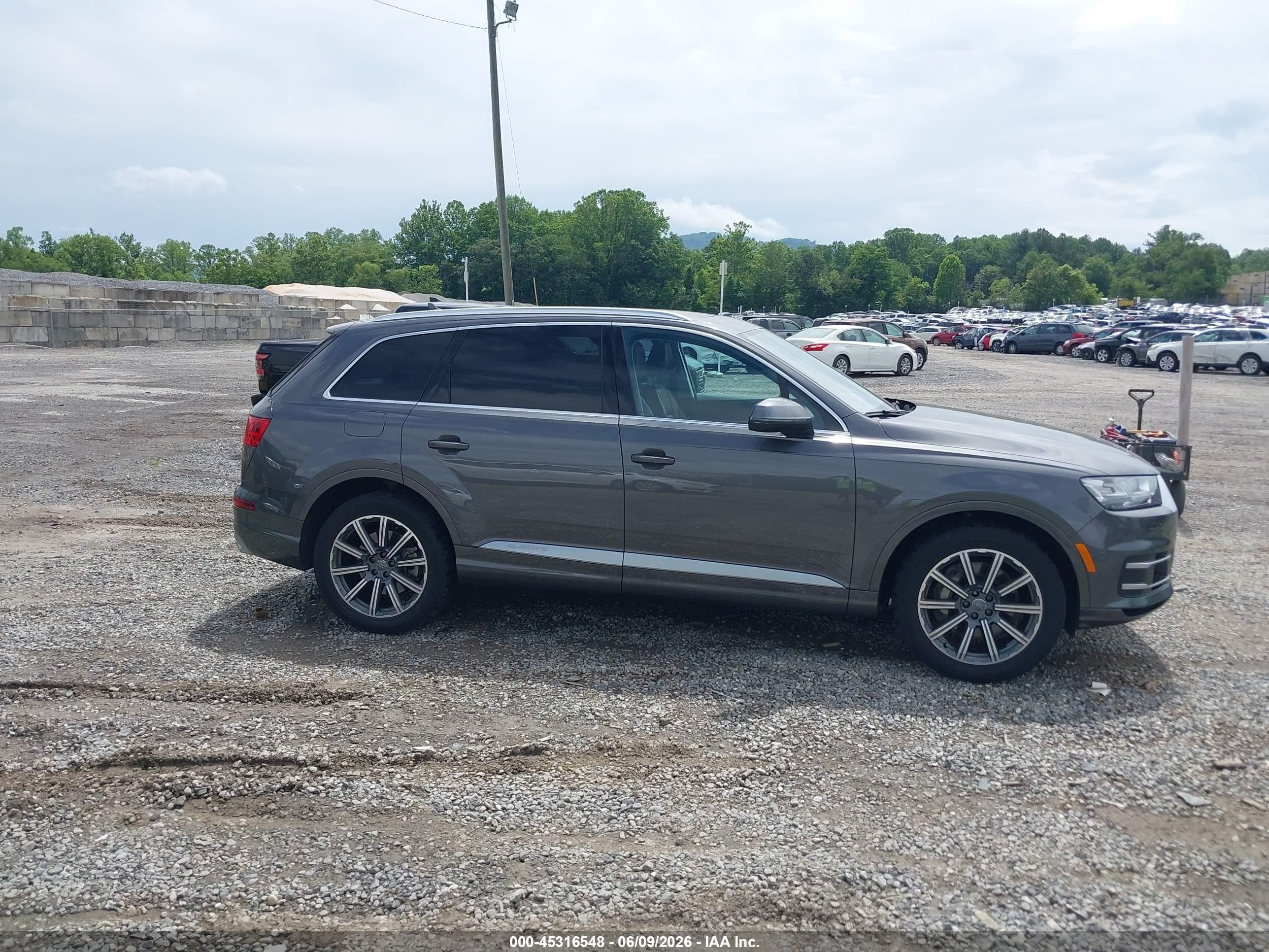 2018 Audi Q7 3.0t Premium Gray vin: WA1VAAF79JD034701