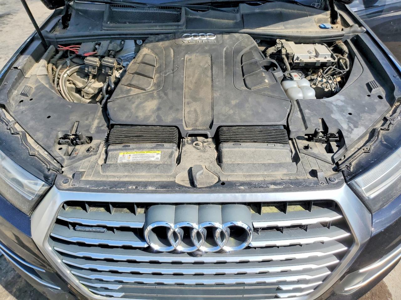 2018 Audi Q7 Prestige Black vin: WA1VAAF7XJD041026