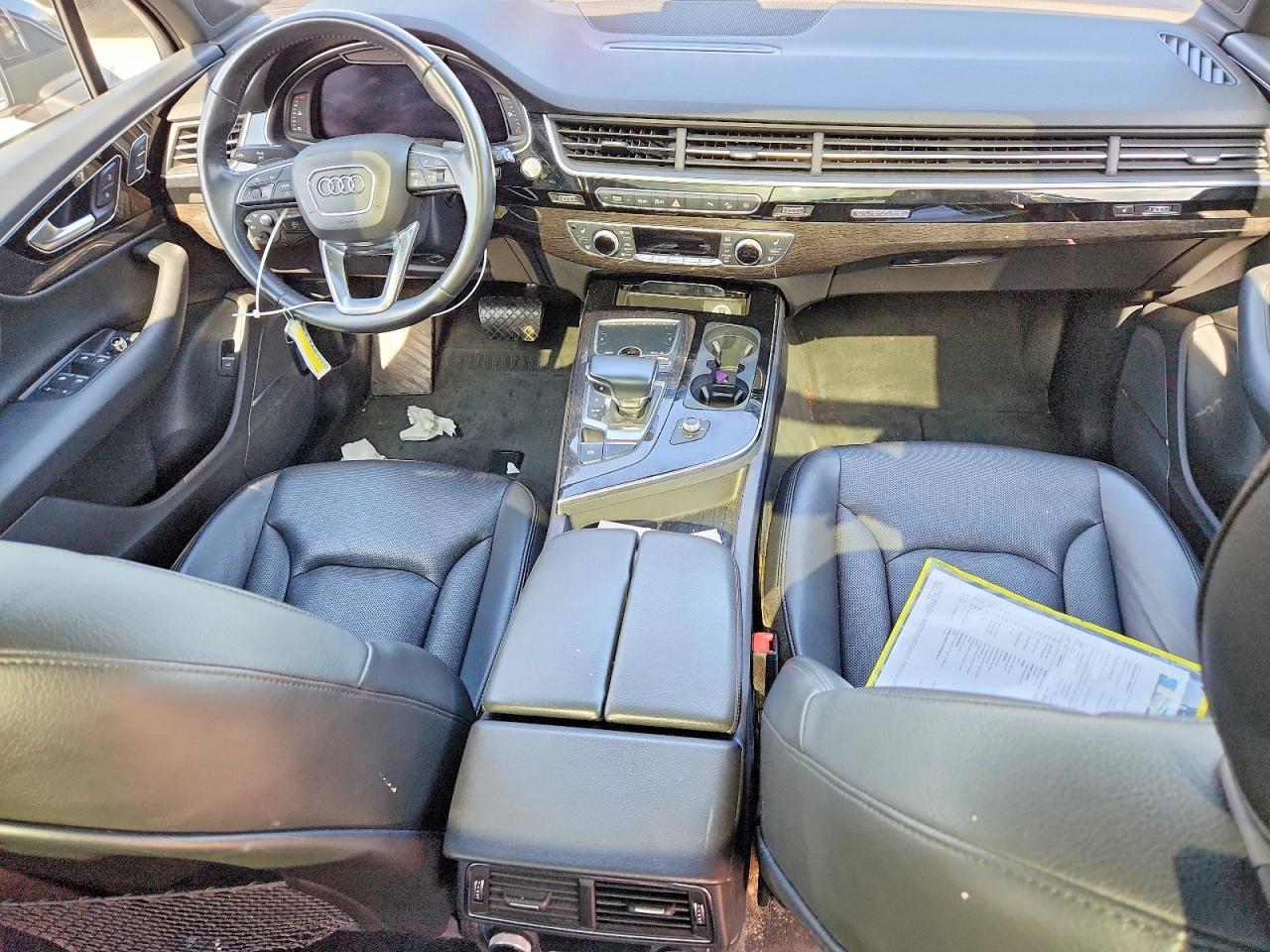 2018 Audi Q7 Prestige Black vin: WA1VAAF7XJD050941