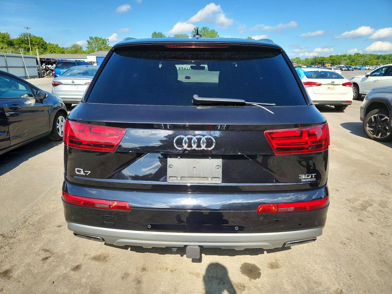 2018 Audi Q7 Prestige Black vin: WA1VAAF7XJD050941