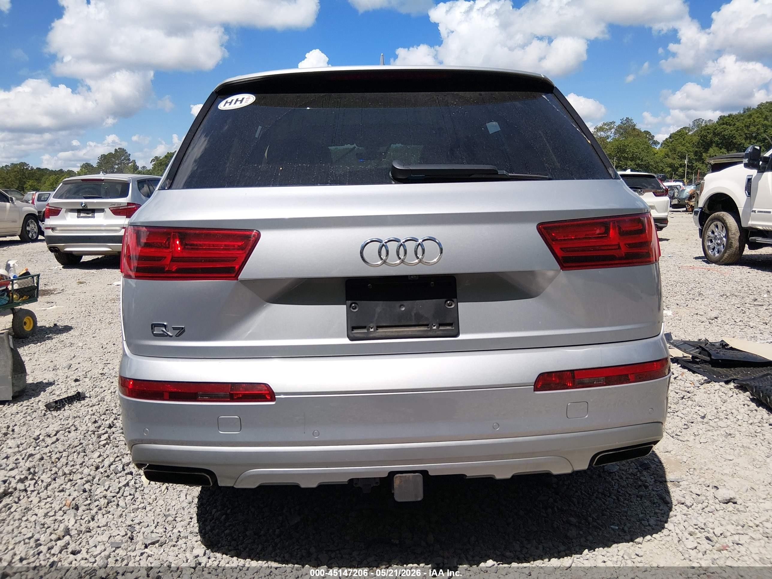 2019 Audi Q7 55 Premium Серебряный vin: WA1VAAF7XKD007427