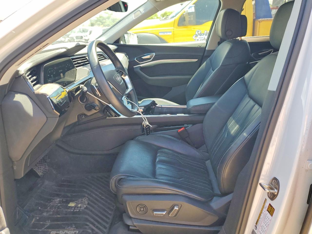 2019 Audi E-tron Prestige White vin: WA1VAAGE2KB022741