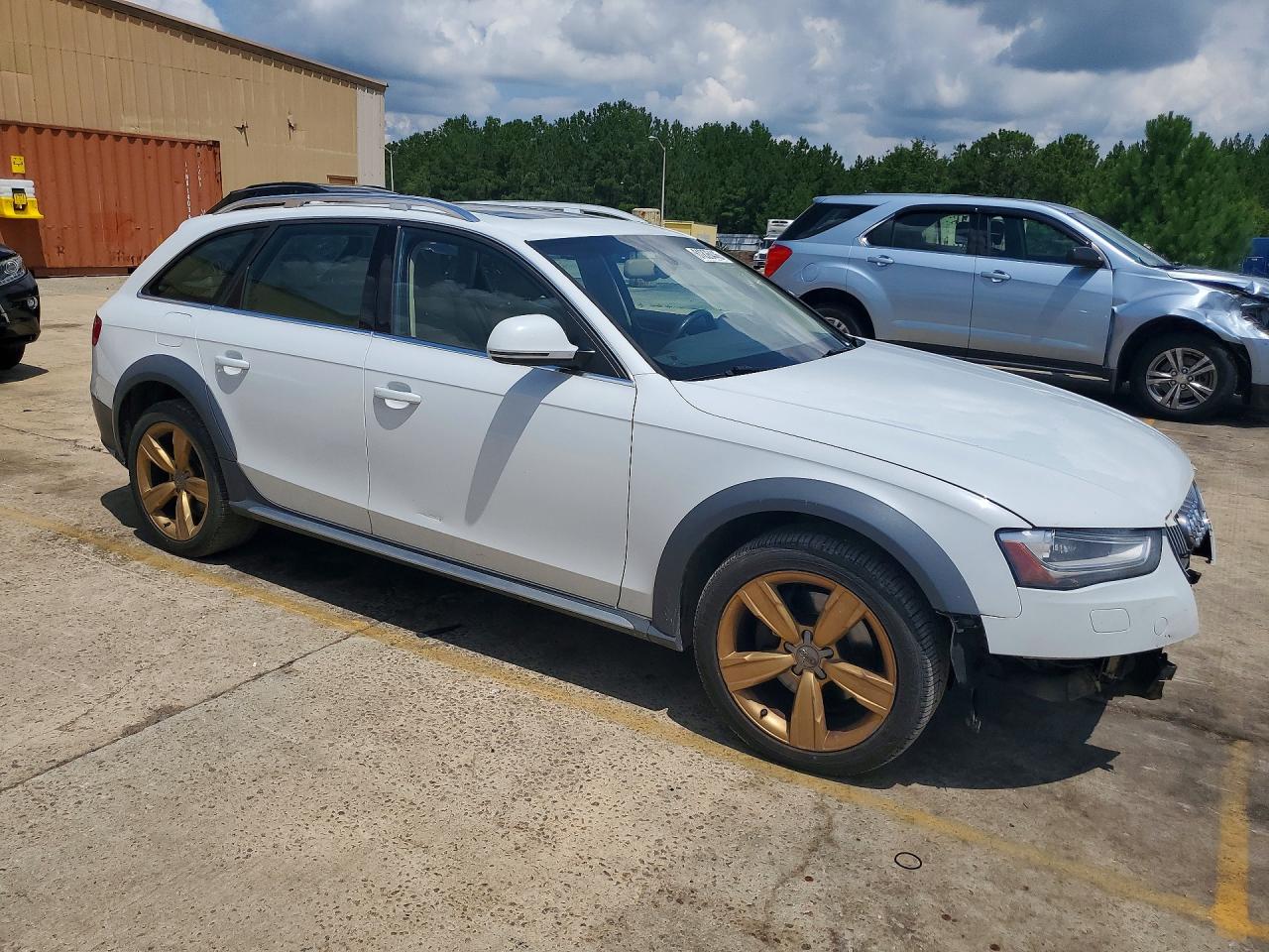 2013 Audi A4 Allroad Prestige White vin: WA1VFAFL2DA167577