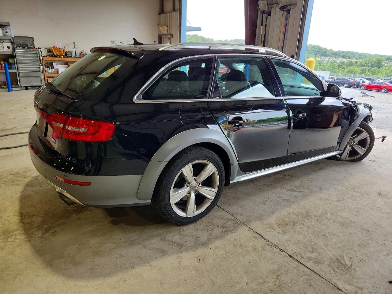 2013 Audi A4 Allroad Prestige Black vin: WA1VFAFL2DA202862