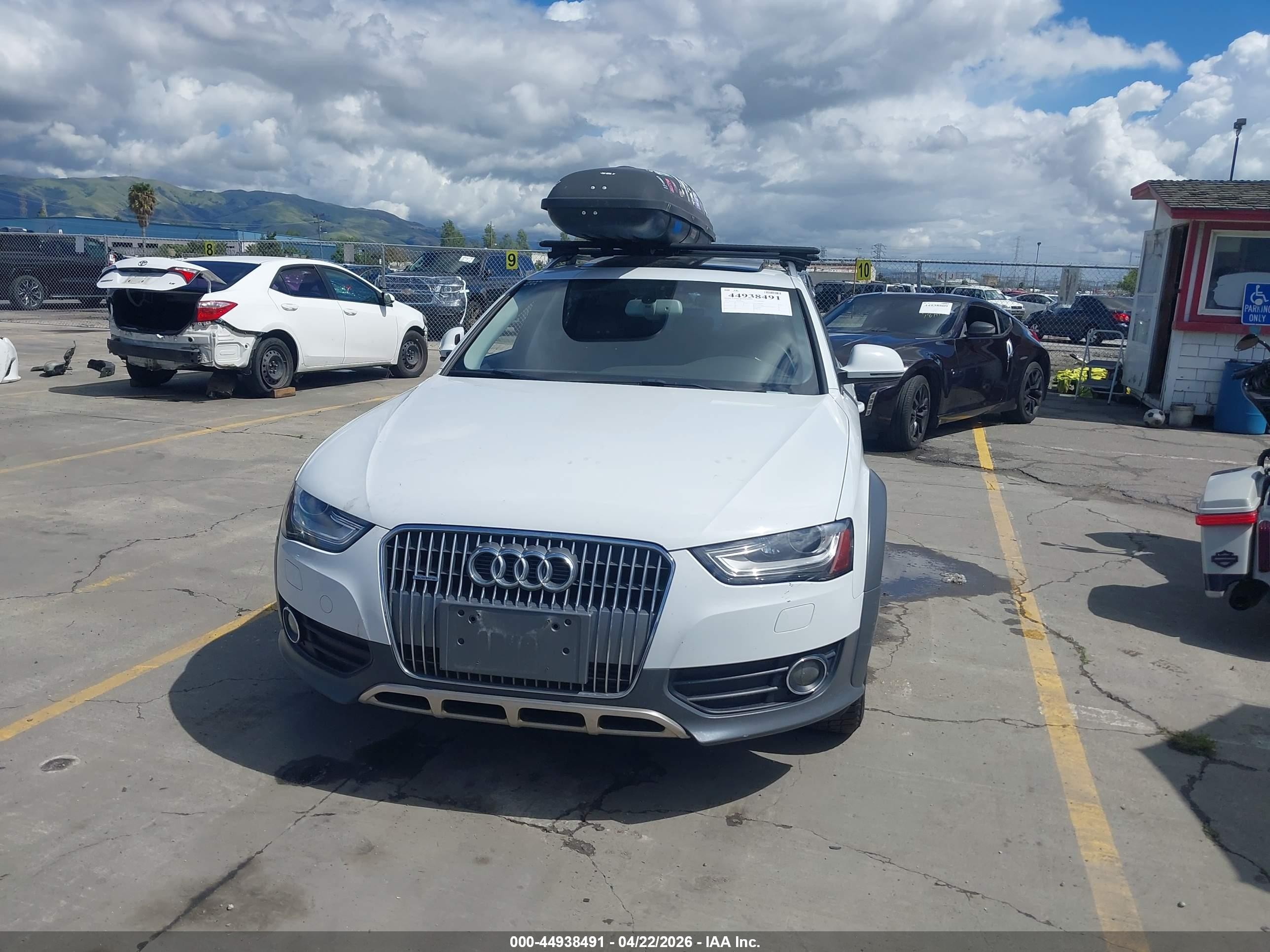 2013 Audi Allroad 2.0t Premium White vin: WA1VFAFL8DA222565