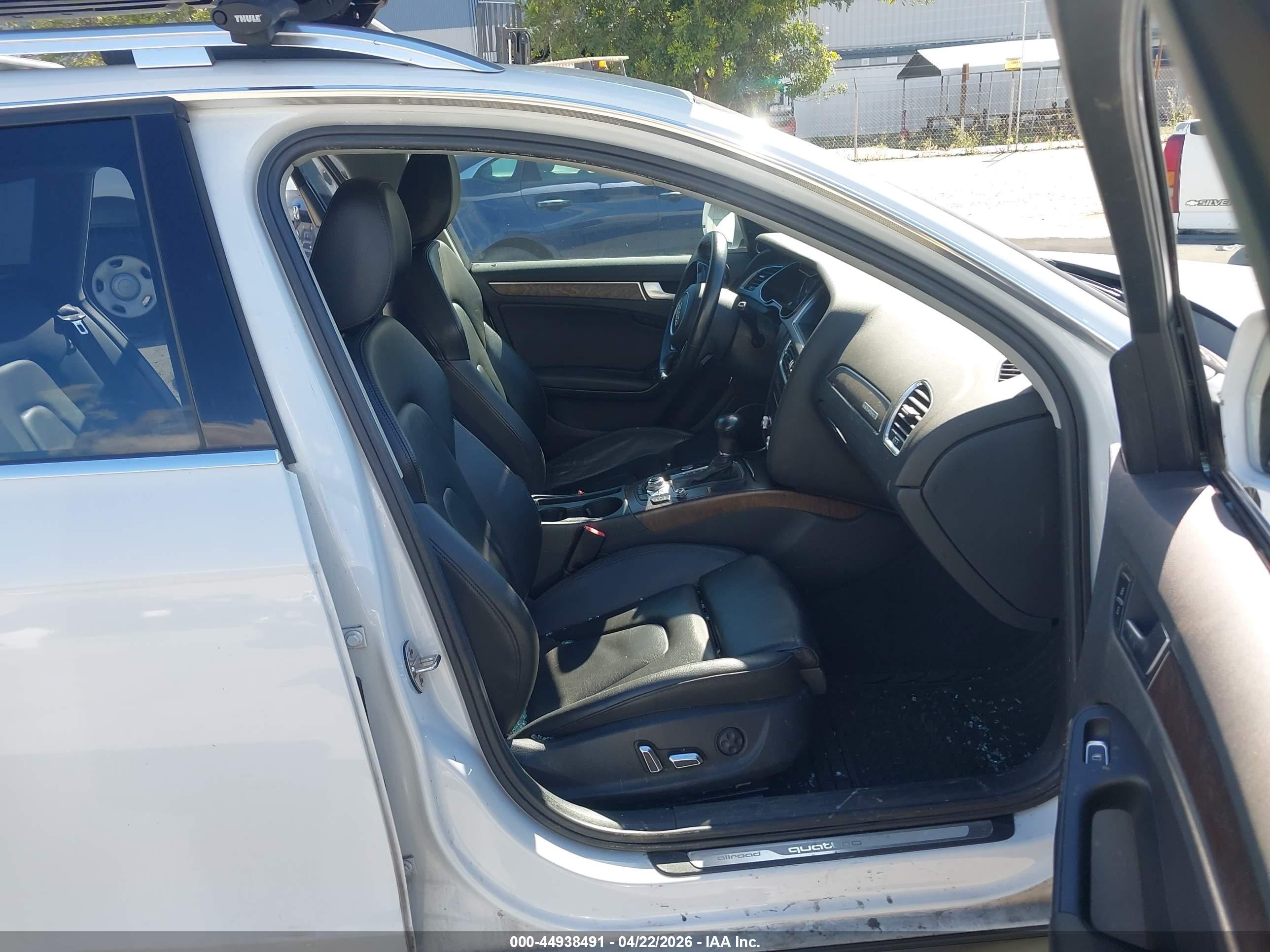 2013 Audi Allroad 2.0t Premium White vin: WA1VFAFL8DA222565