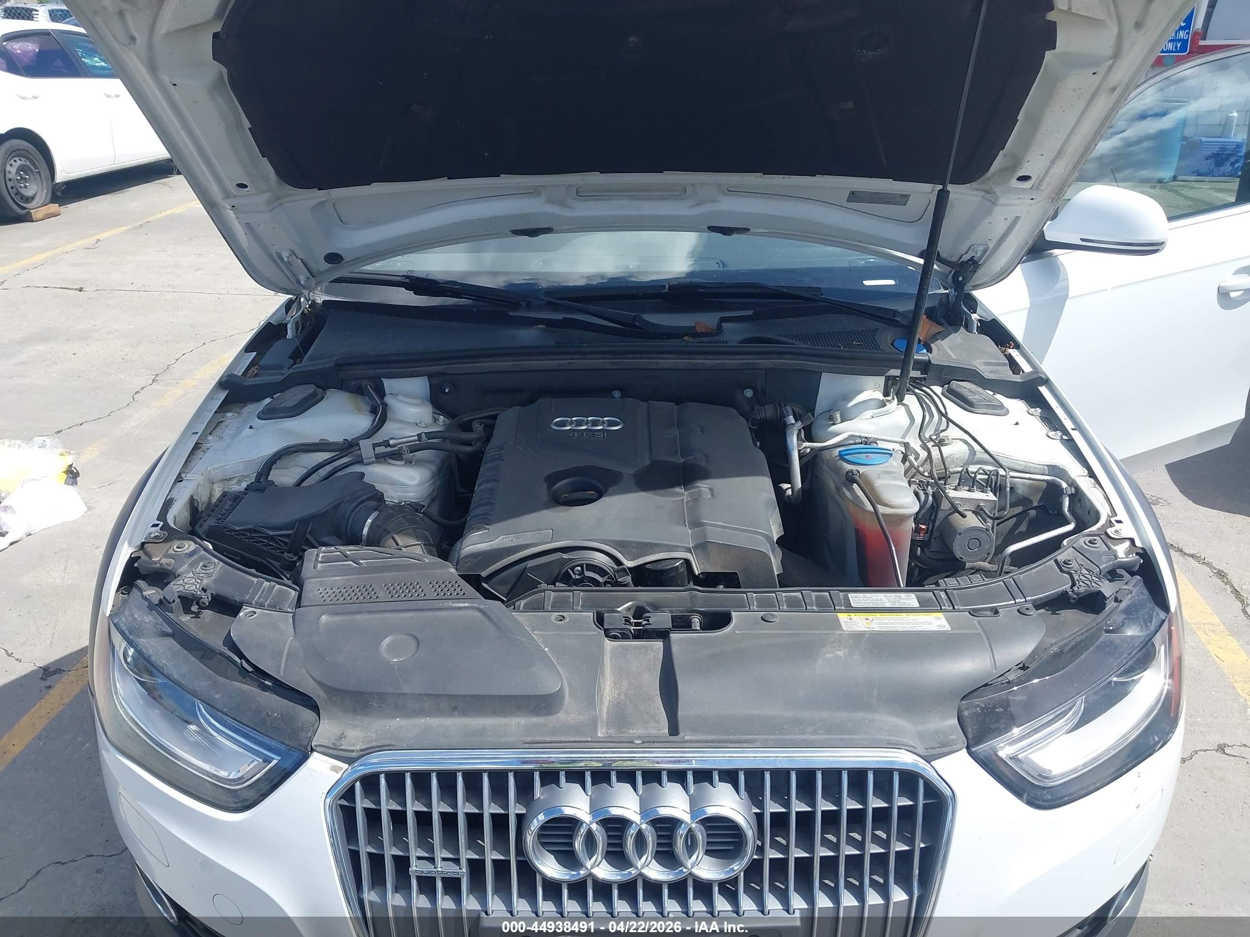 2013 Audi Allroad 2.0t Premium White vin: WA1VFAFL8DA222565