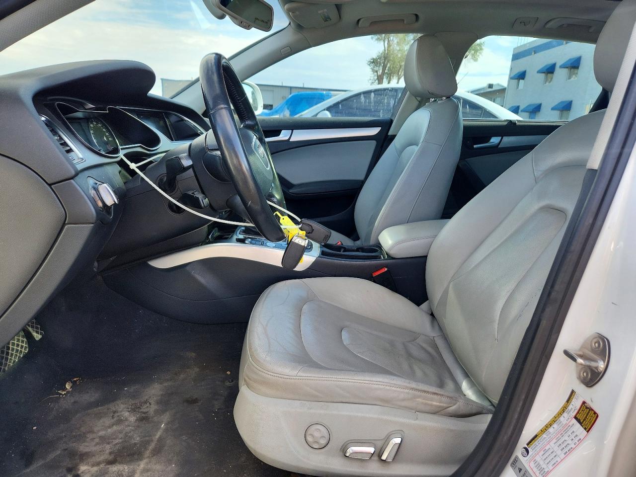2013 Audi A4 Allroad Prestige White vin: WA1VFAFLXDA206030