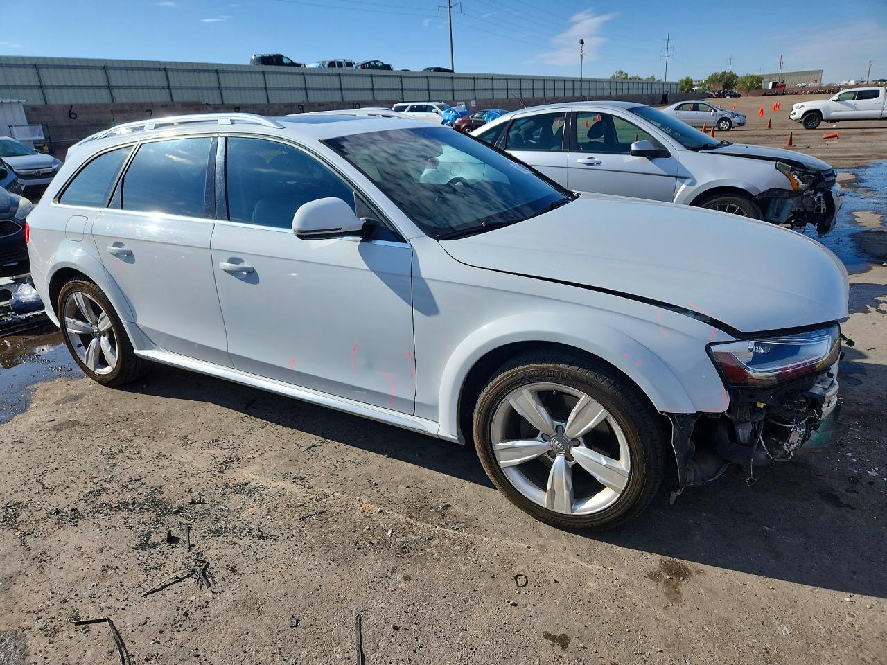 2013 Audi A4 Allroad Prestige White vin: WA1VFAFLXDA206030