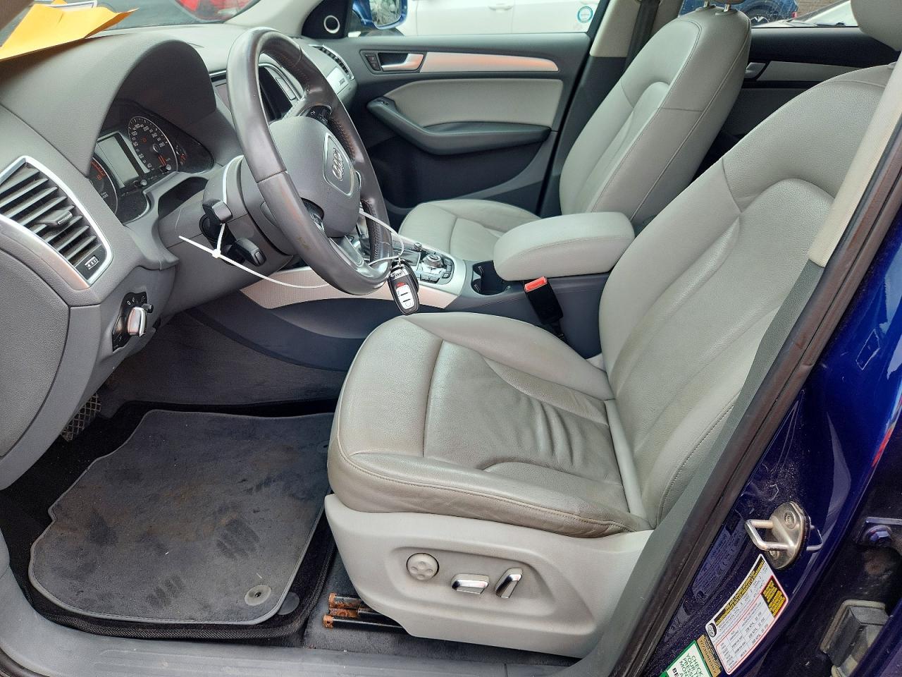 2013 Audi Q5 Premium Plus Blue vin: WA1VFCFP3DA090796