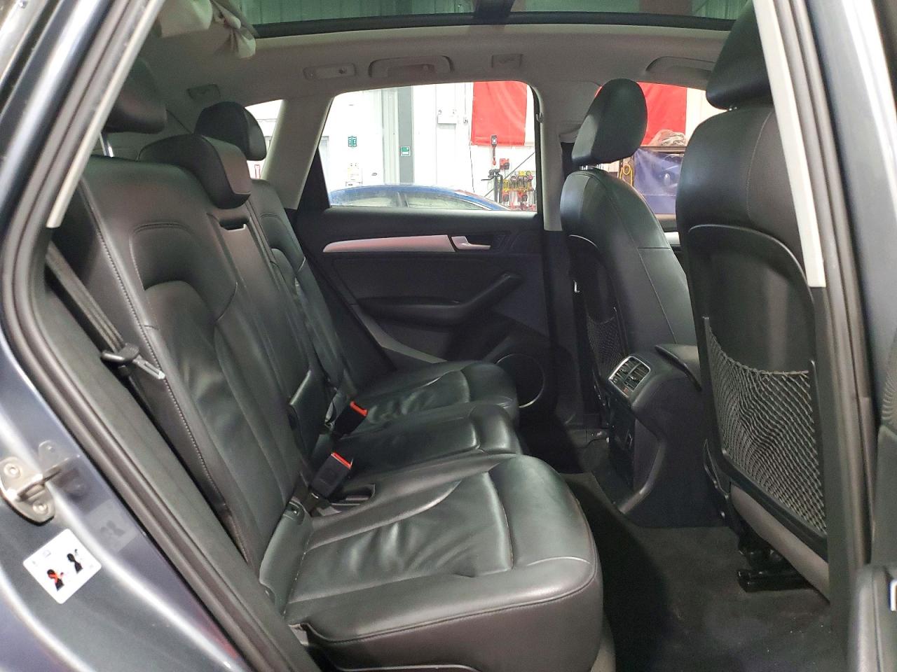 2014 Audi Q5 Prestige Gray vin: WA1VFCFP3EA081582