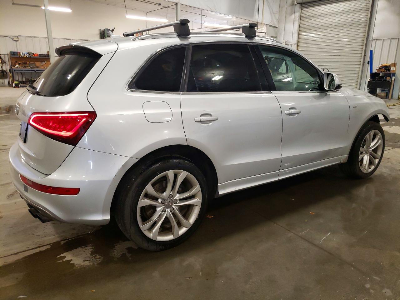 2014 Audi Sq5 Prestige Silver vin: WA1VGAFP2EA020483