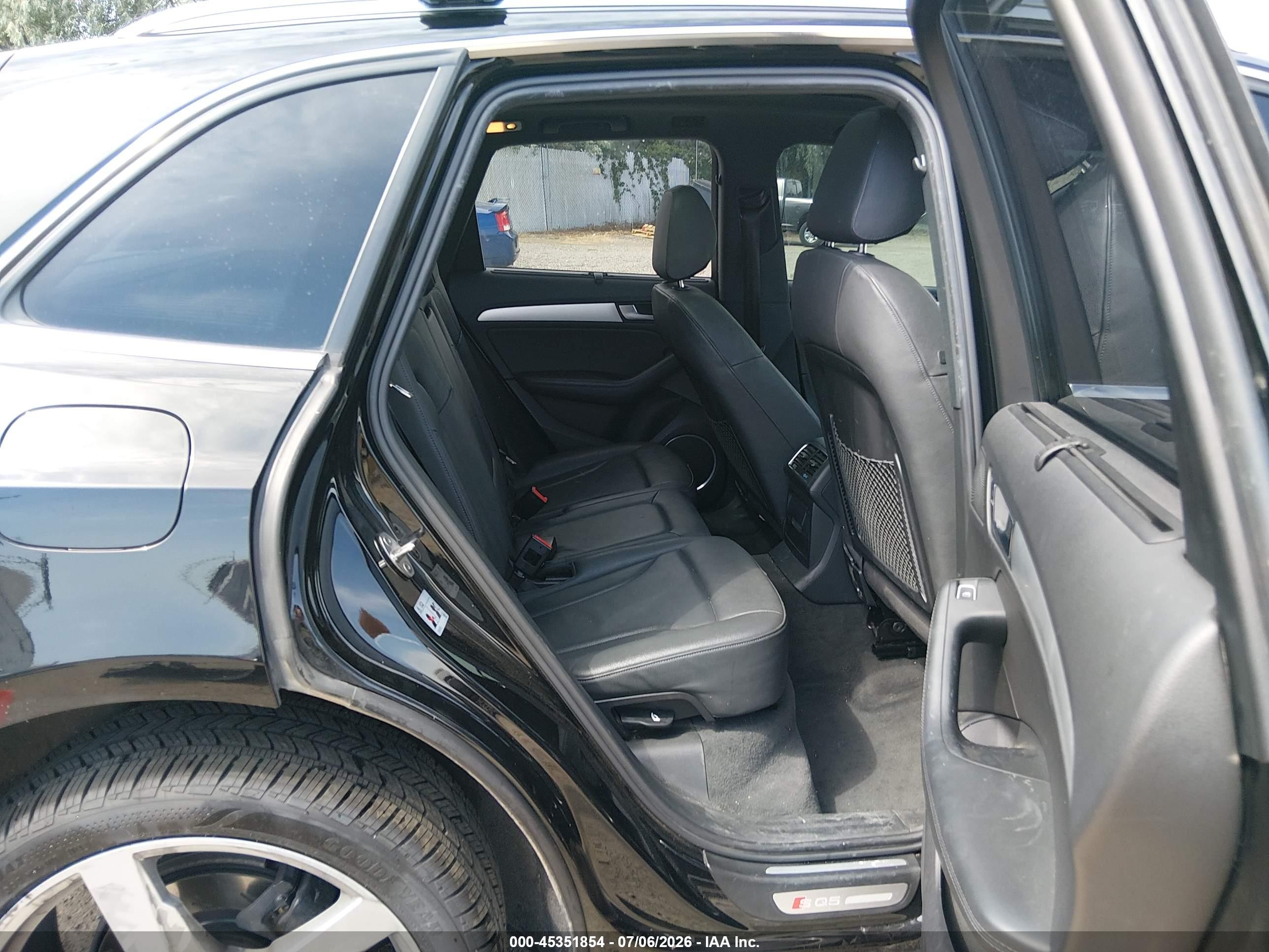 2014 Audi Sq5 3.0t Premium Plus Черный vin: WA1VGAFP4EA035292