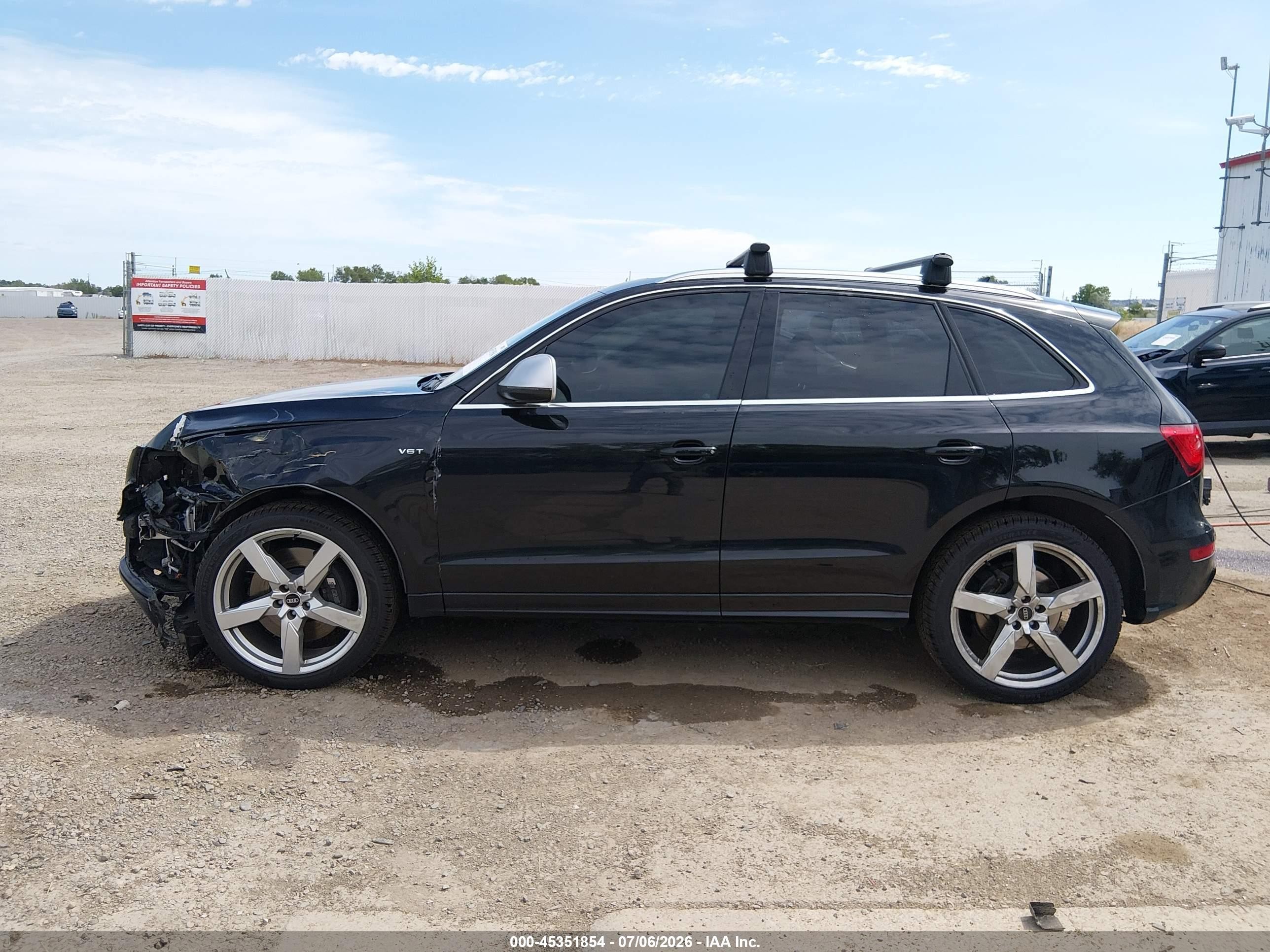 2014 Audi Sq5 3.0t Premium Plus Черный vin: WA1VGAFP4EA035292