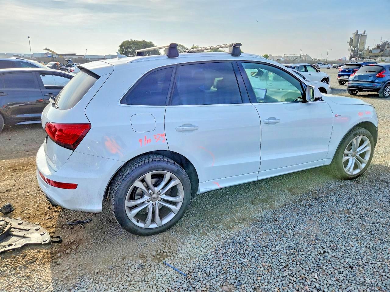 2015 Audi Sq5 Prestige White vin: WA1VGAFP7FA016625