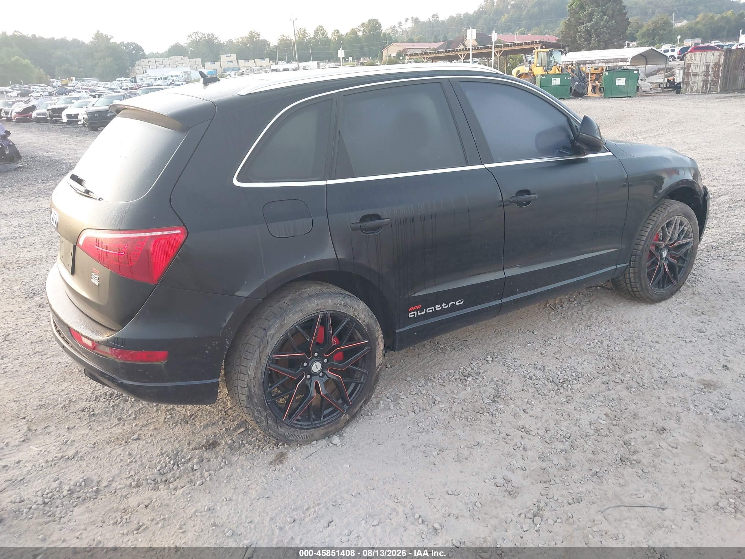 2010 Audi Q5 3.2 Premium Black vin: WA1VKAFP3AA076473