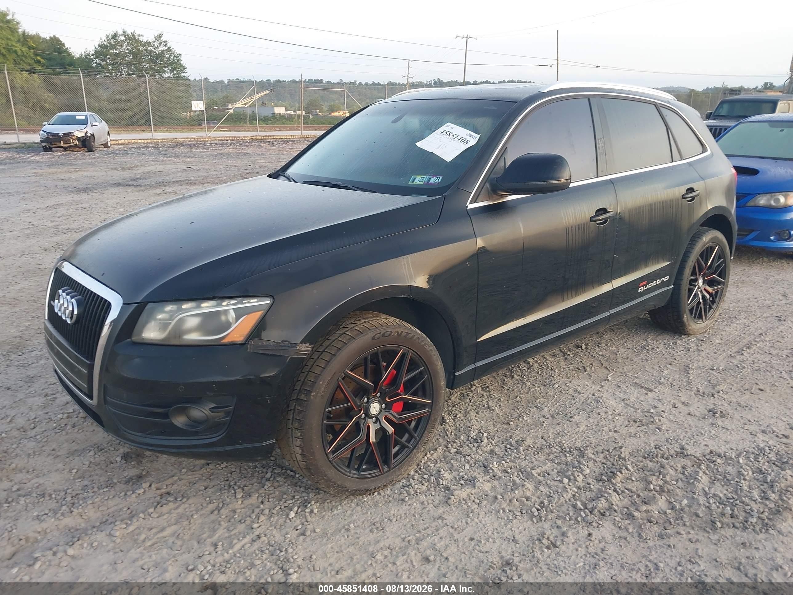 2010 Audi Q5 3.2 Premium Black vin: WA1VKAFP3AA076473