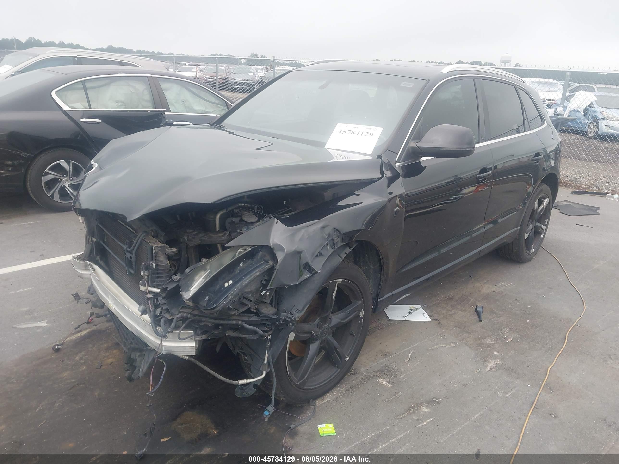 2010 Audi Q5 3.2 Premium Black vin: WA1VKAFP8AA048703