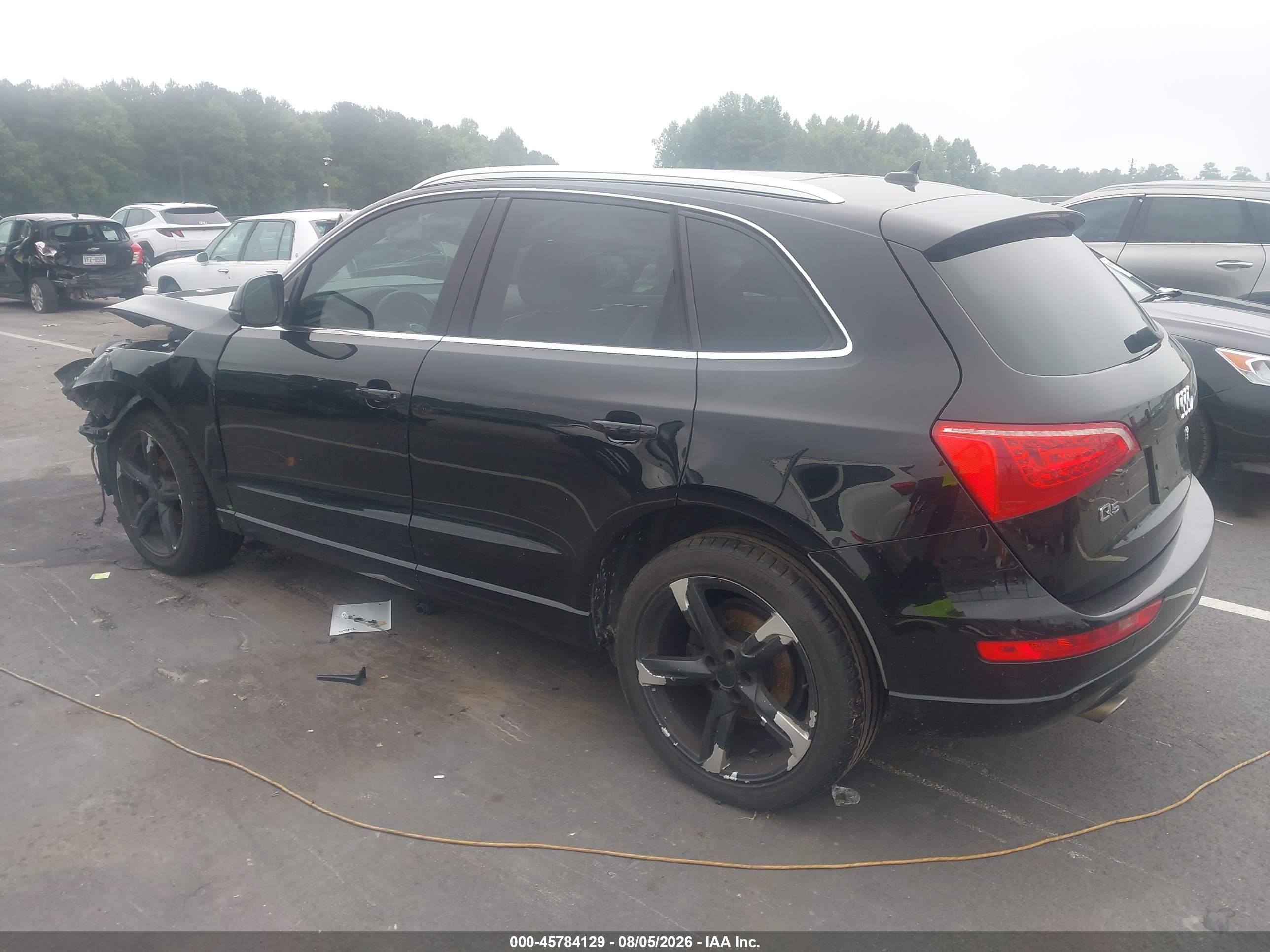 2010 Audi Q5 3.2 Premium Black vin: WA1VKAFP8AA048703