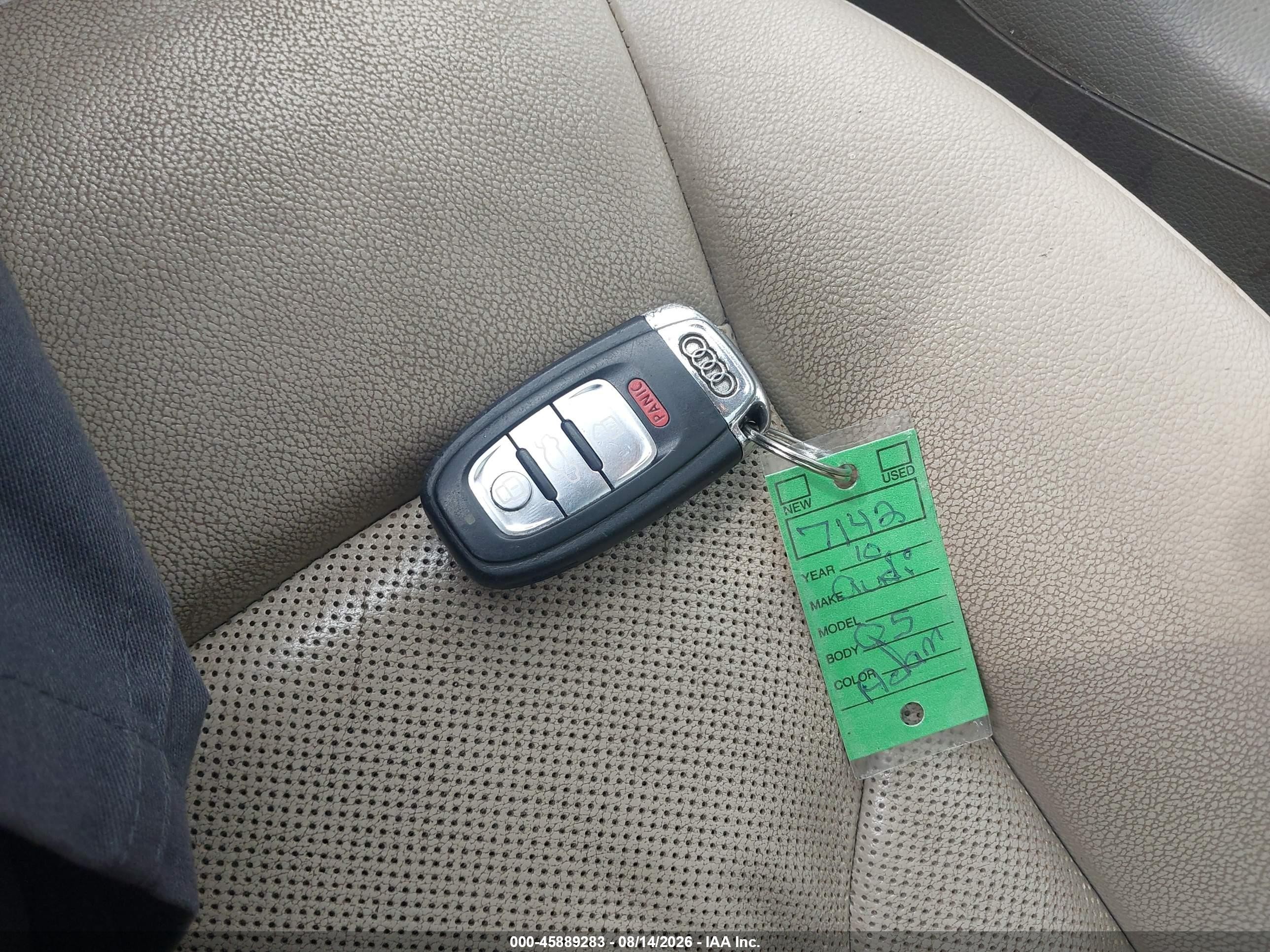 2010 Audi Q5 3.2 Premium Белый vin: WA1VKAFP8AA099232