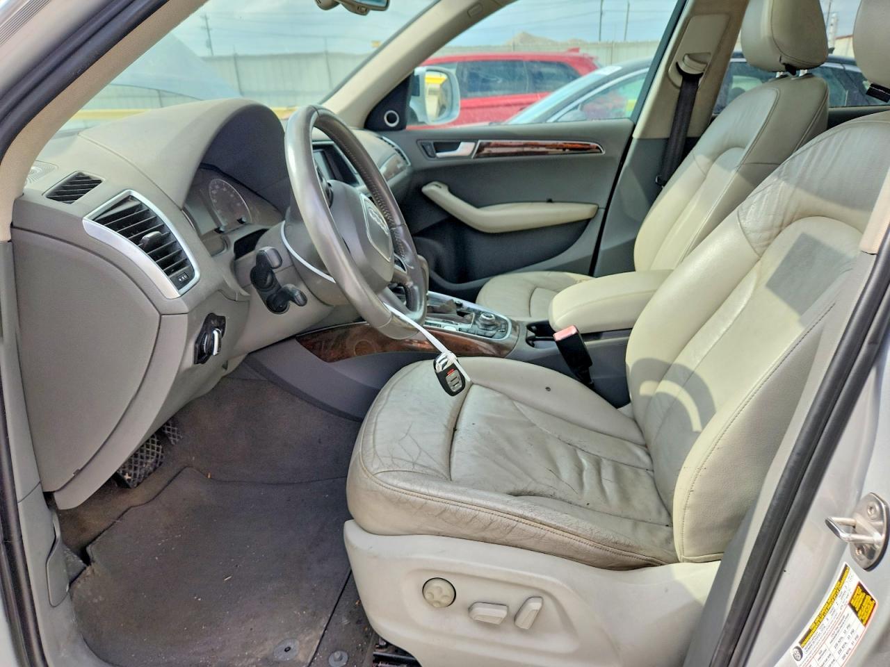 2010 Audi Q5 Prestige Silver vin: WA1VKAFPXAA095506