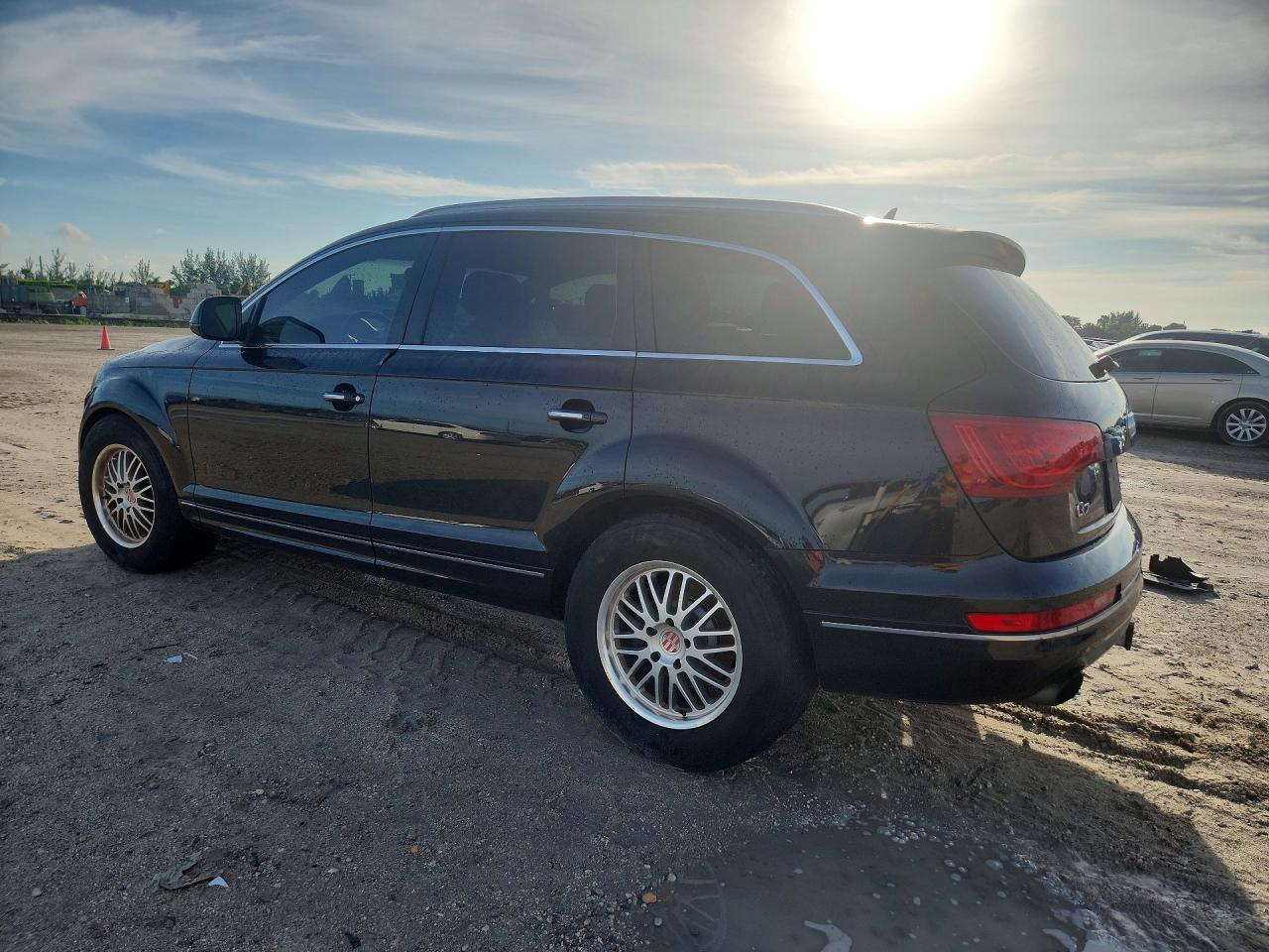 2013 Audi Q7 Prestige Black vin: WA1VMAFE1DD003081