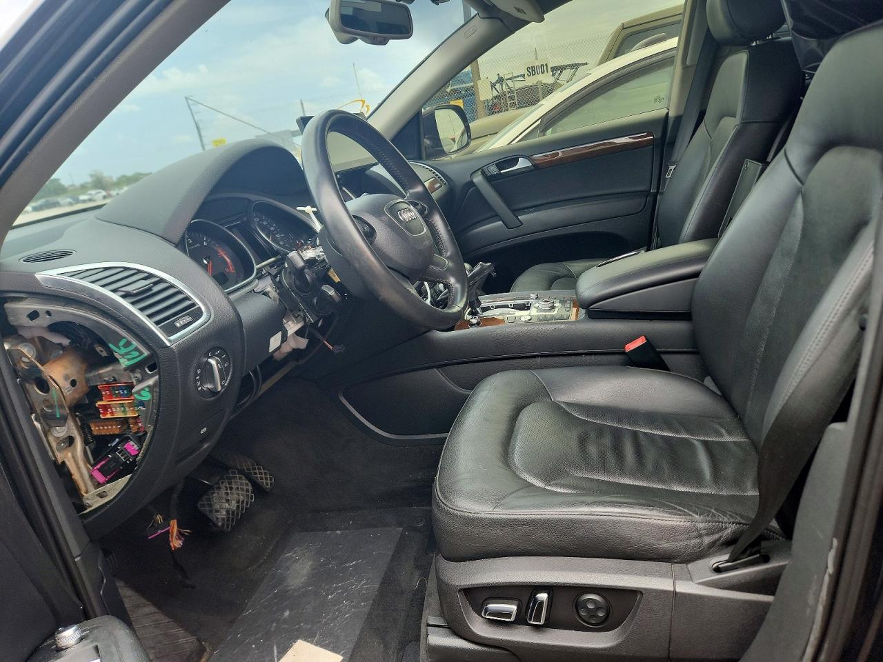 2013 Audi Q7 Prestige Black vin: WA1VMAFE1DD003081