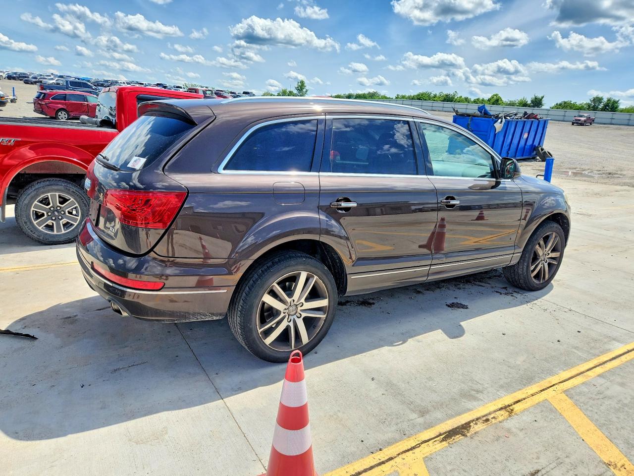 2014 Audi Q7 Prestige Brown vin: WA1VMAFE2ED006878