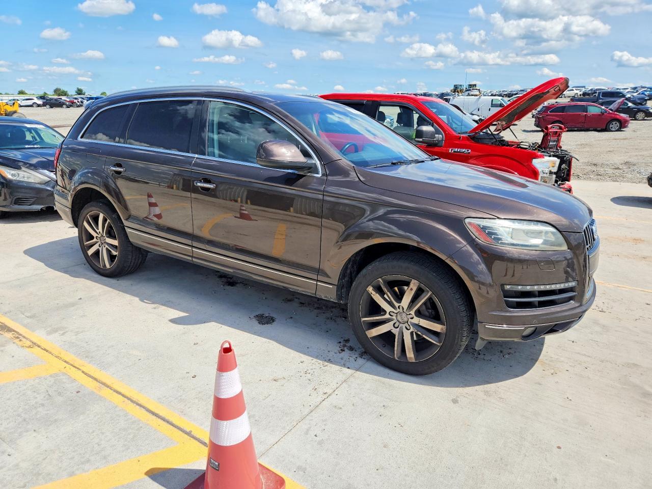 2014 Audi Q7 Prestige Brown vin: WA1VMAFE2ED006878
