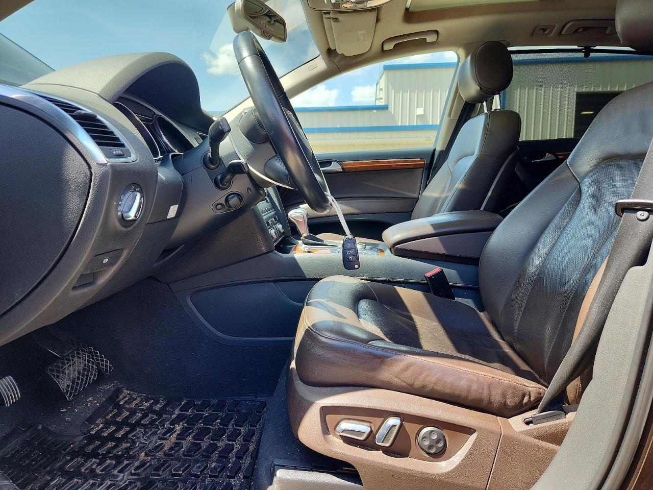2014 Audi Q7 Prestige Brown vin: WA1VMAFE2ED006878