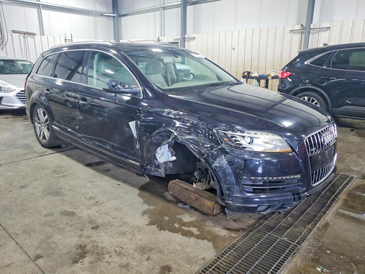 2010 Audi Q7 Prestige Black vin: WA1VMAFE5AD002706