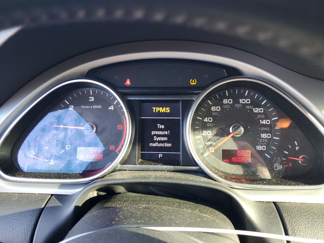 2010 Audi Q7 Prestige Серый vin: WA1VMAFE9AD002837