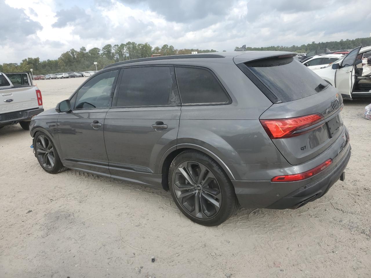 2025 Audi Q7 Prestige Gray vin: WA1VVBF74SD010236