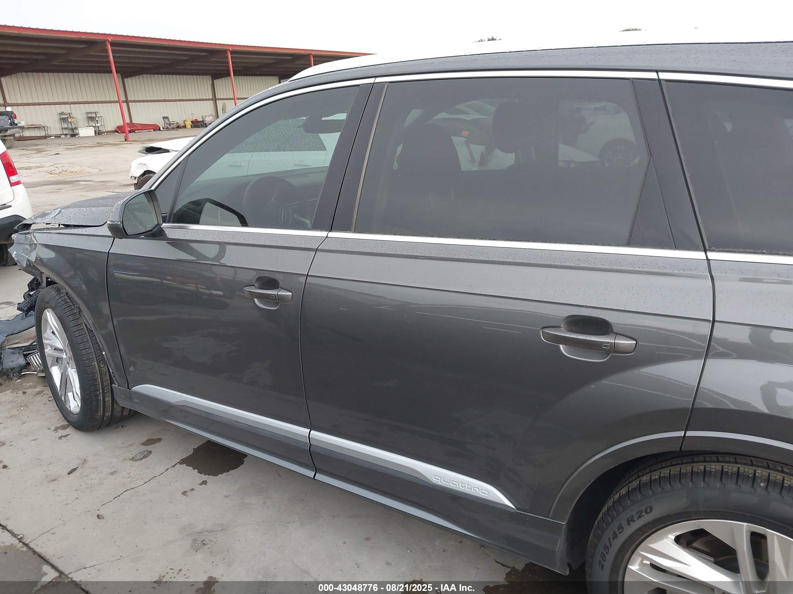 2023 Audi Q7 Prestige 55 Tfsi Quattro Tiptronic Gray vin: WA1VXBF75PD026785