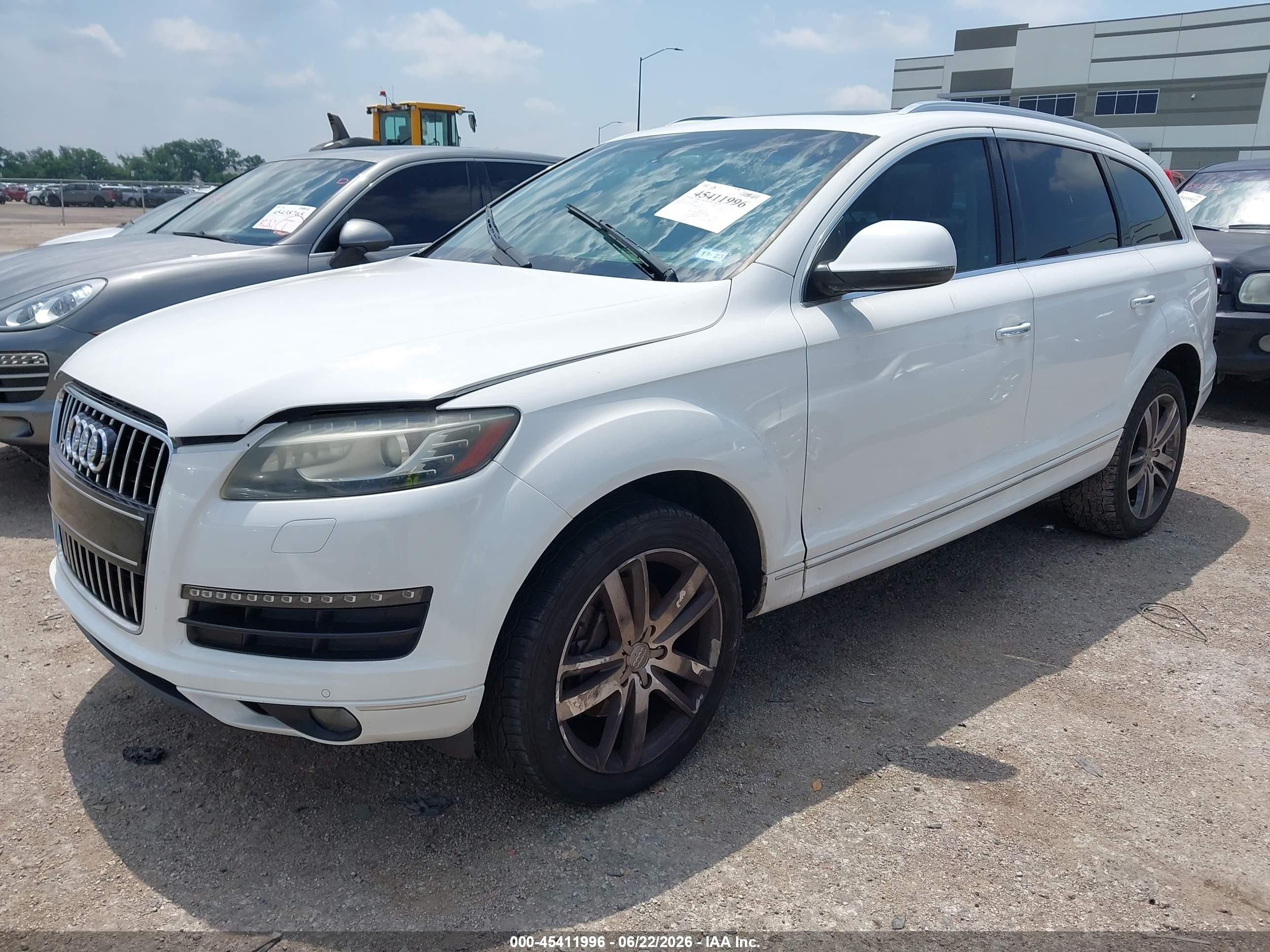 2010 Audi Q7 3.6 Premium White vin: WA1VYAFE3AD002255