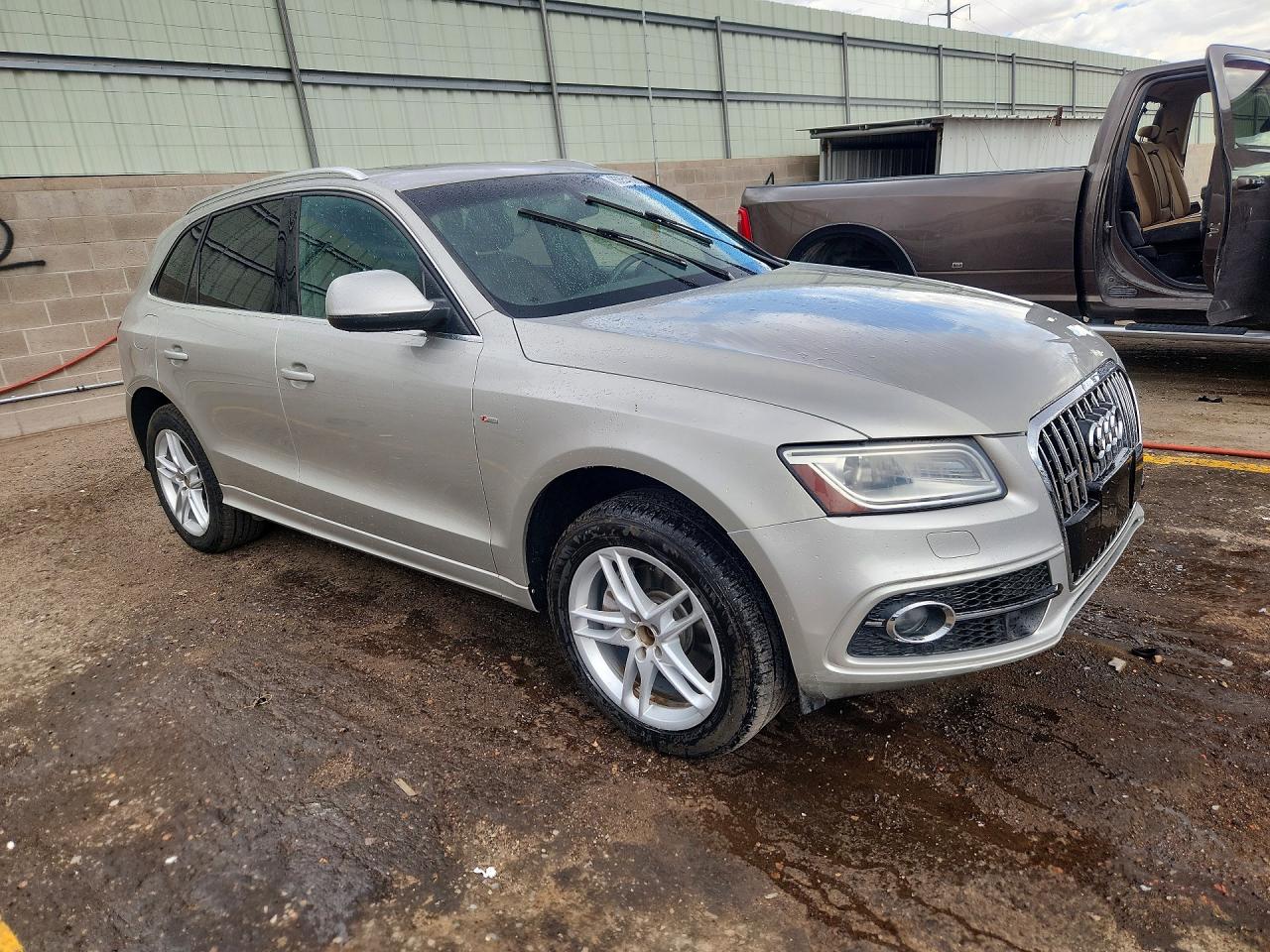 2014 Audi Q5 Prestige Silver vin: WA1WGAFP1EA058646