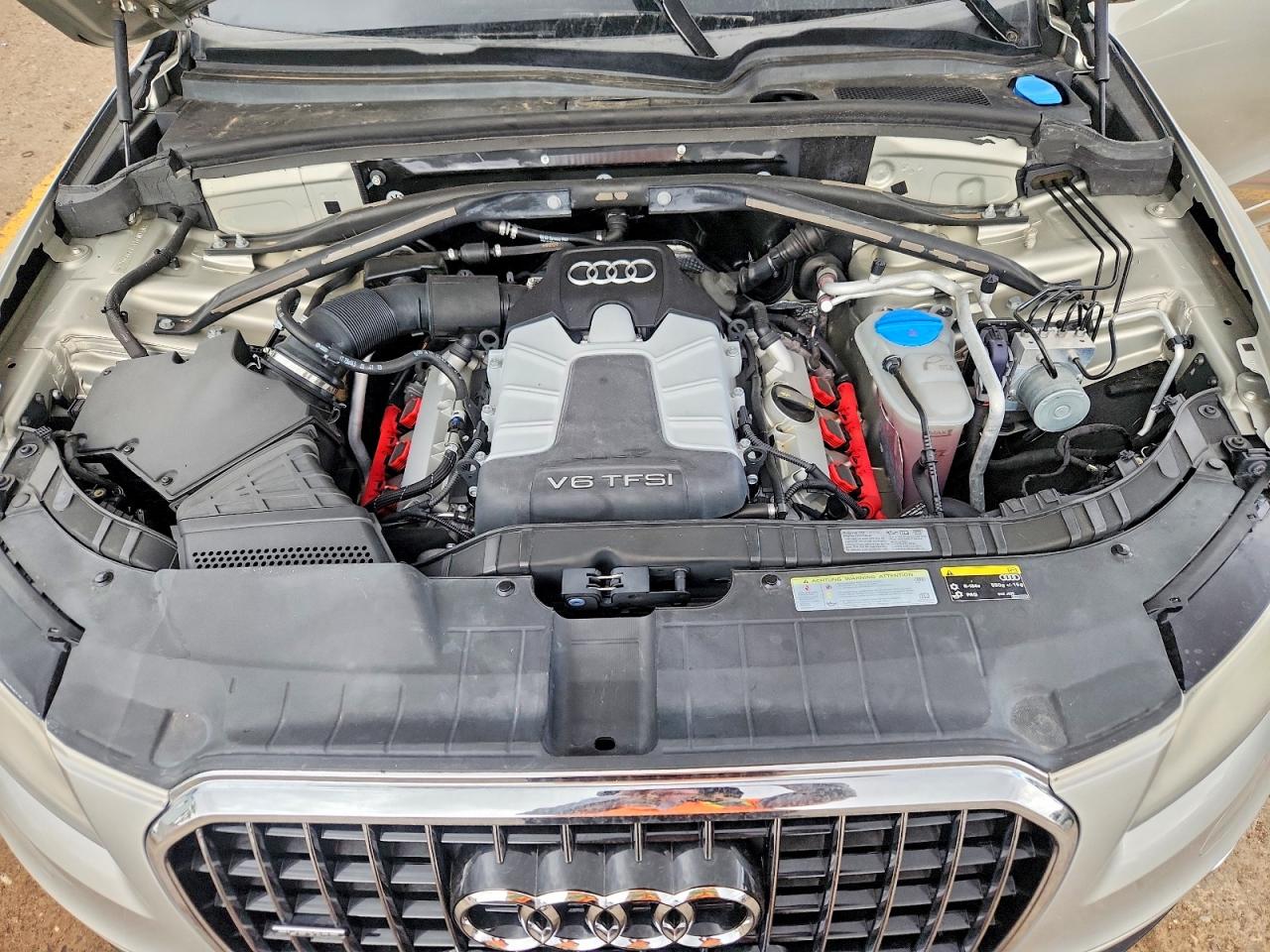 2014 Audi Q5 Prestige Silver vin: WA1WGAFP1EA058646