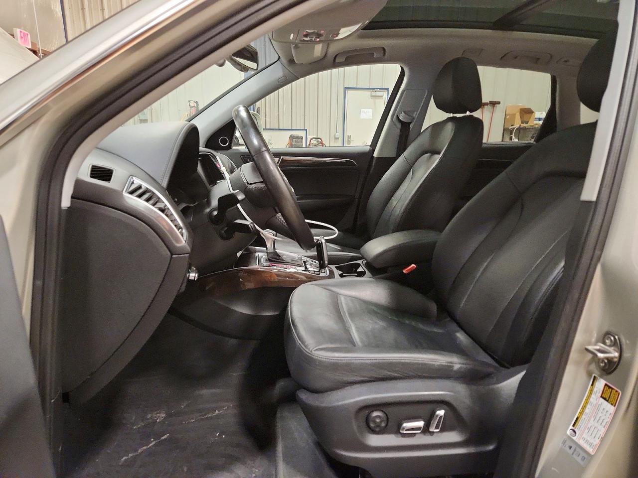 2014 Audi Q5 Prestige Silver vin: WA1WGAFP3EA109077