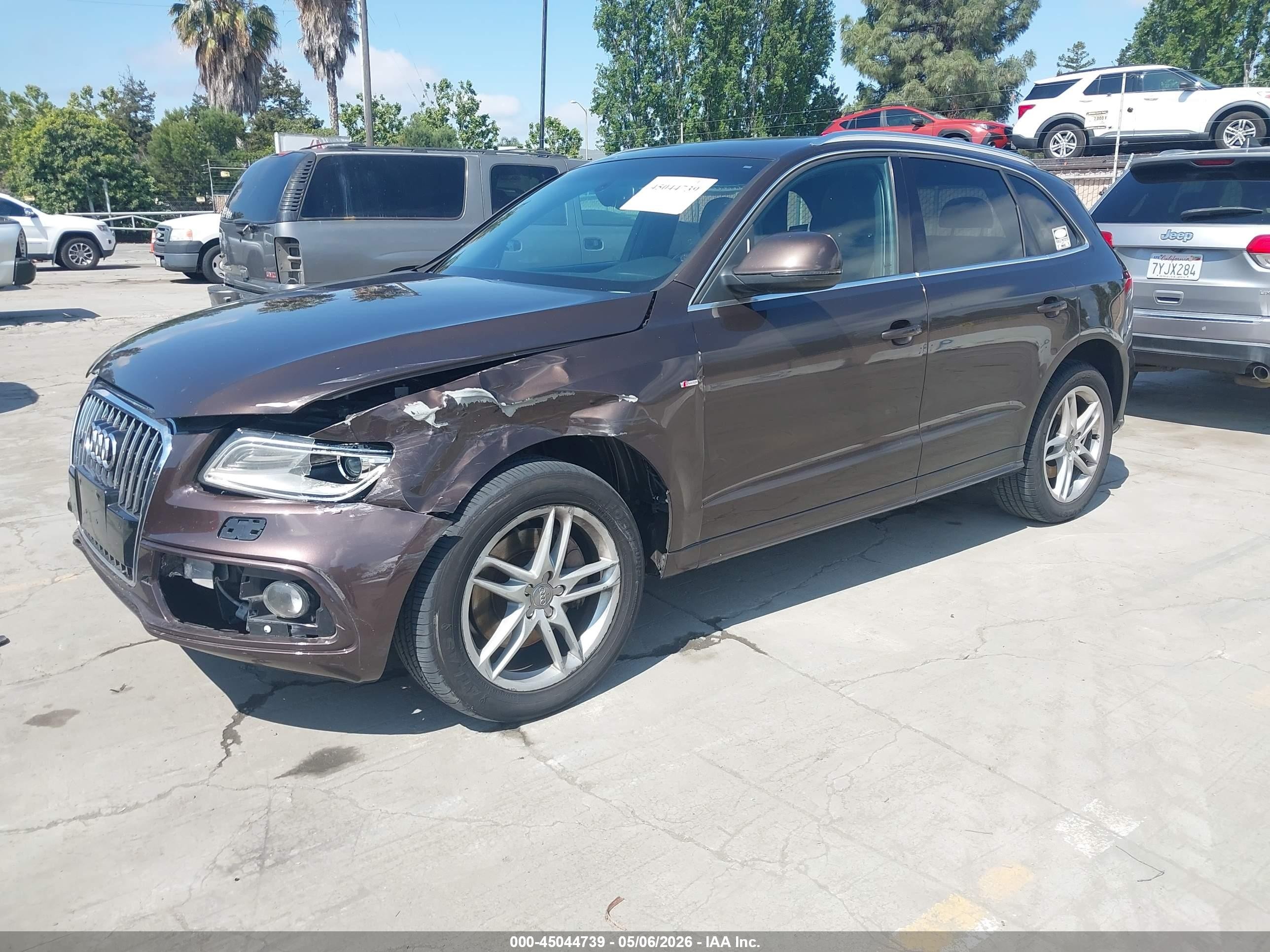 2014 Audi Q5 3.0t Premium Plus Dark Brown vin: WA1WGAFP7EA040149