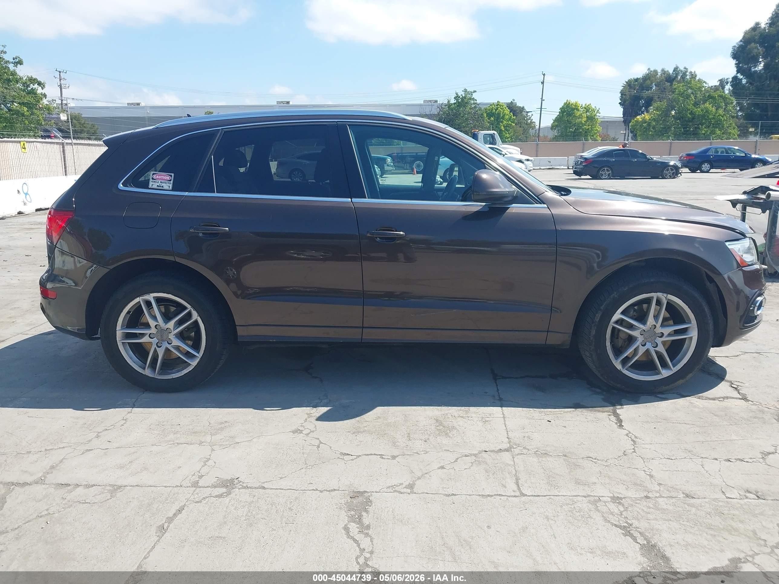2014 Audi Q5 3.0t Premium Plus Dark Brown vin: WA1WGAFP7EA040149