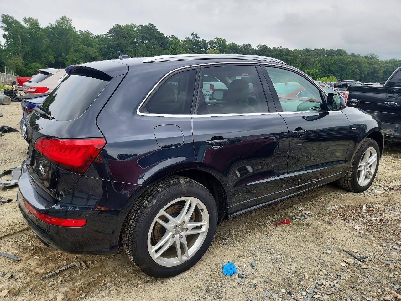 2014 Audi Q5 Prestige Blue vin: WA1WGAFP8EA053282
