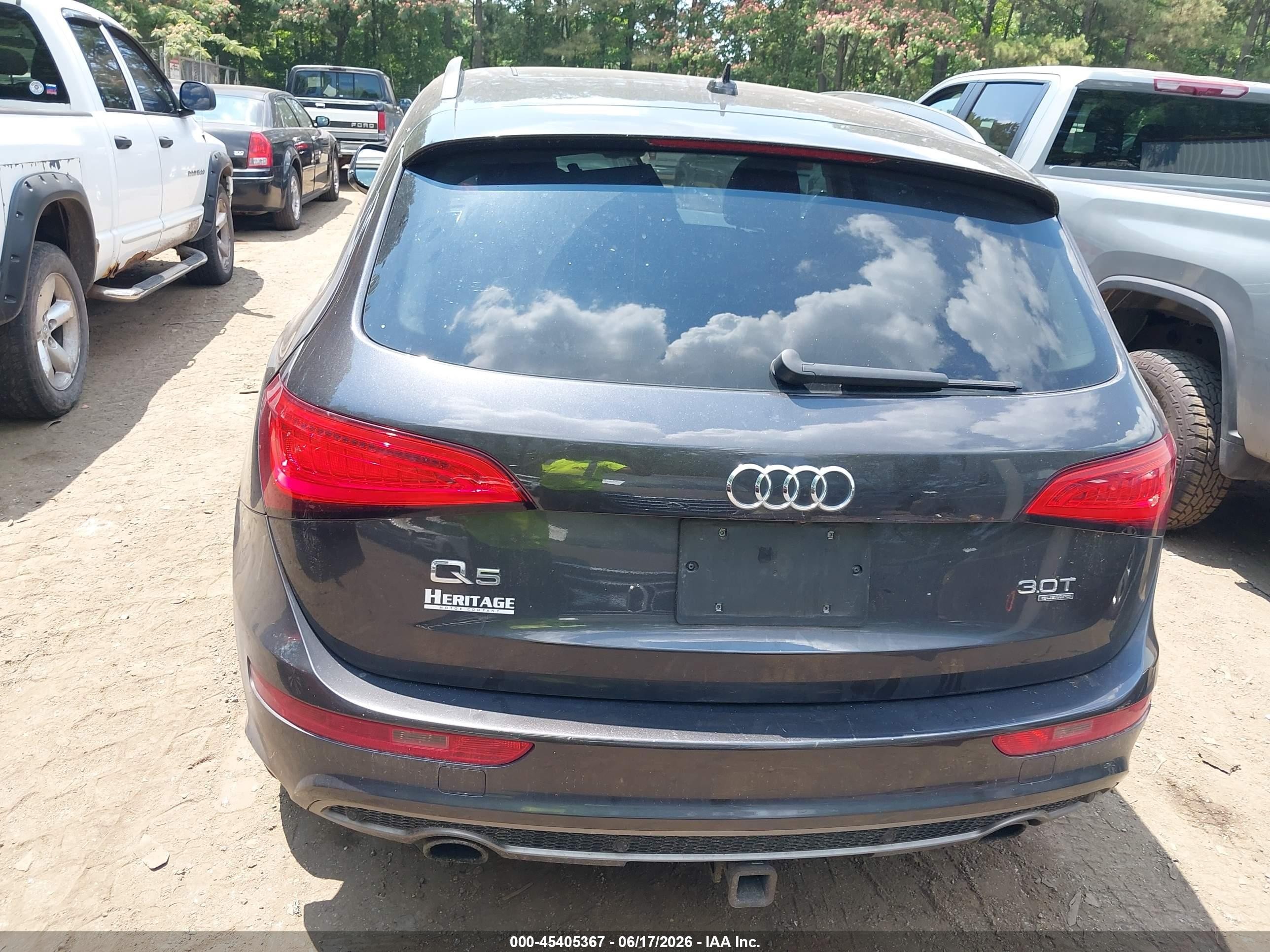 2014 Audi Q5 3.0t Premium Plus Серый vin: WA1WGAFP9EA080118
