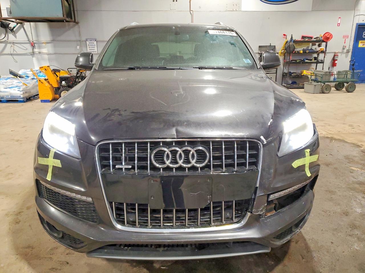 2015 Audi Q7 V6 4dr Awd Угольный vin: WA1WGCFE5FD021447