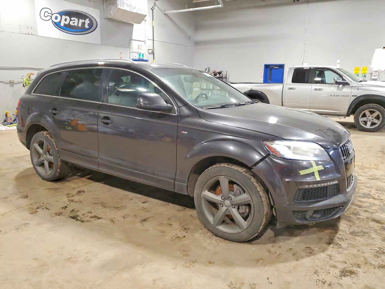2015 Audi Q7 V6 4dr Awd Угольный vin: WA1WGCFE5FD021447