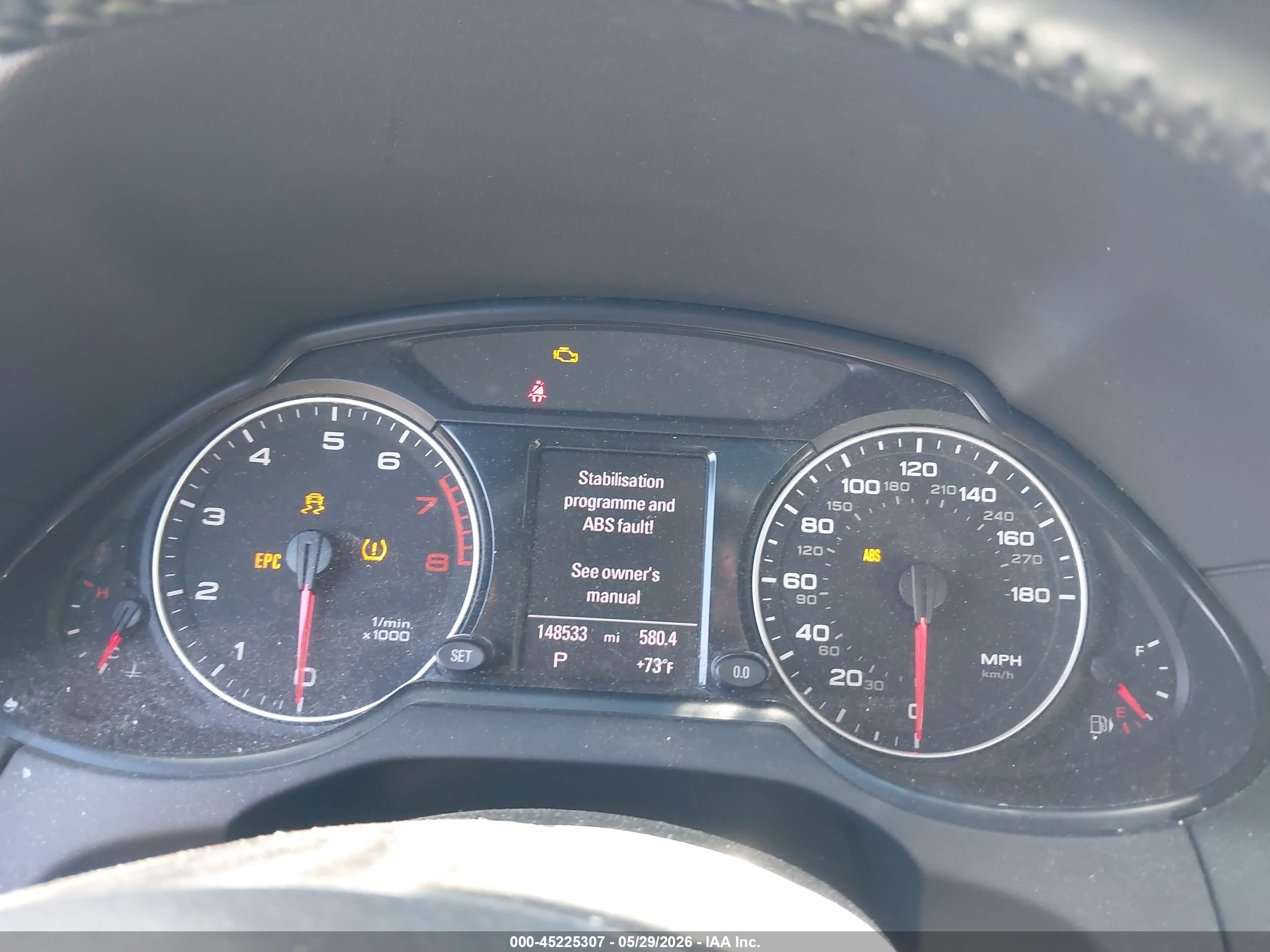 2011 Audi Q5 3.2 Premium Plus Black vin: WA1WKAFP0BA107927