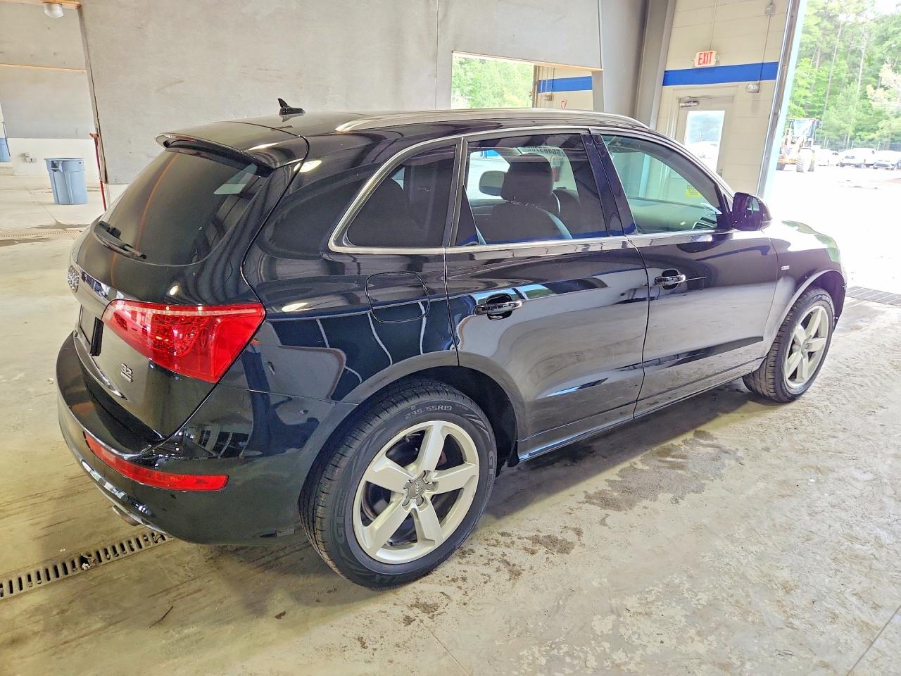 2011 Audi Q5 Prestige Black vin: WA1WKAFP4BA009239
