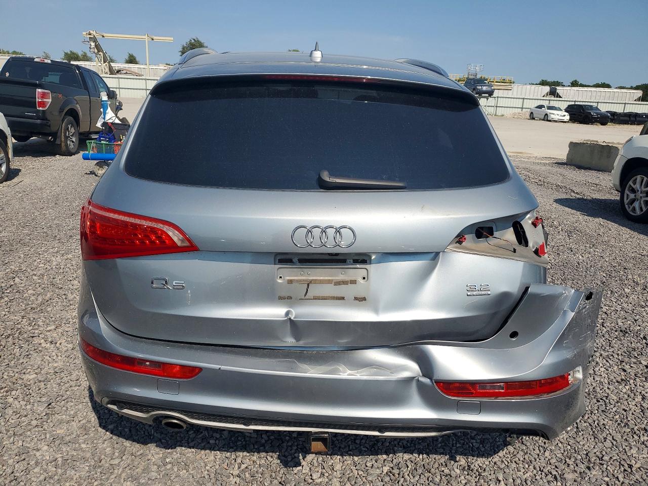 2011 Audi Q5 Prestige Gray vin: WA1WKAFP5BA063827