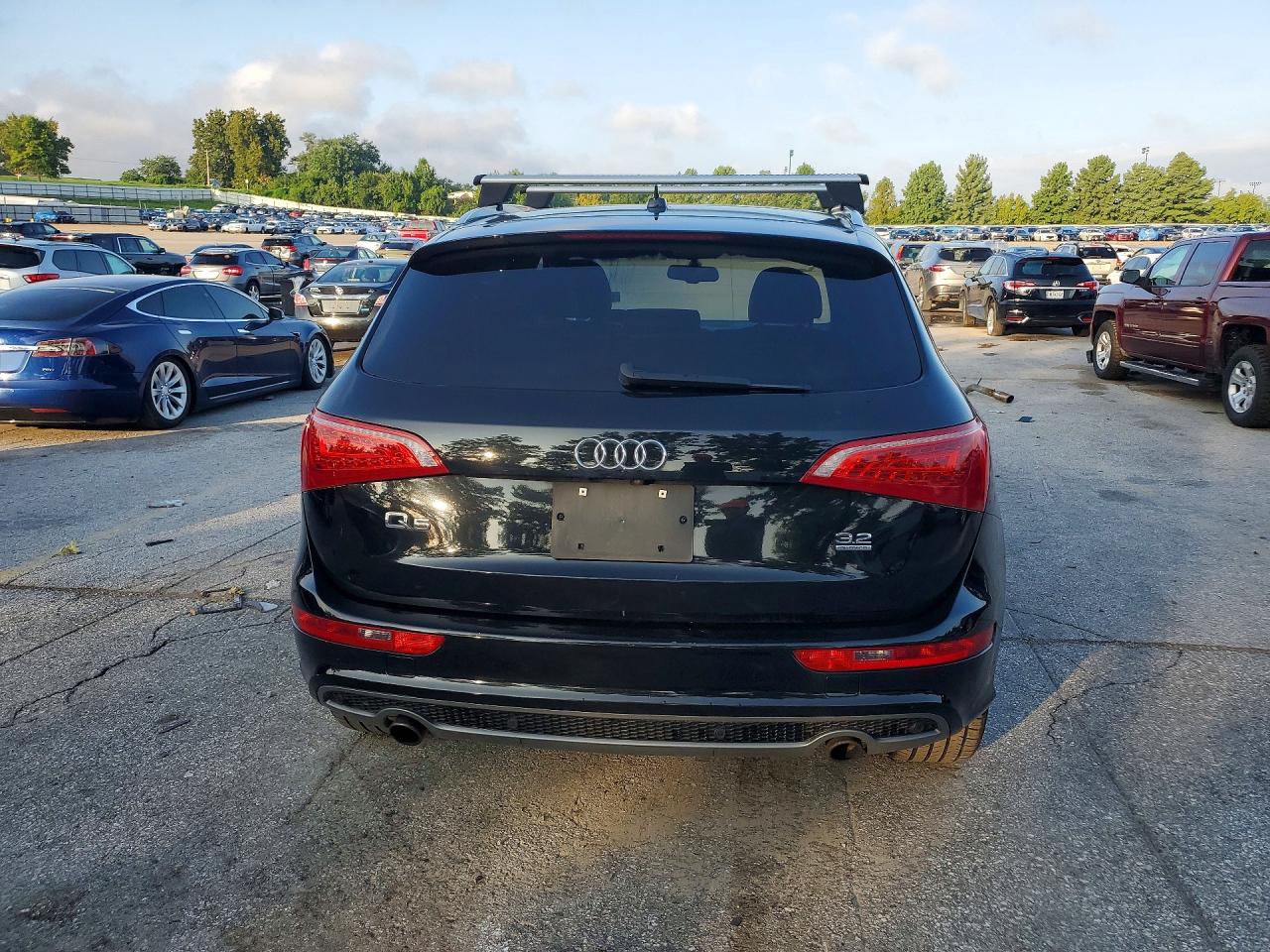 2011 Audi Q5 Prestige Black vin: WA1WKAFP5BA111066