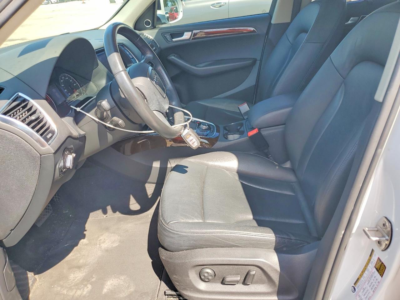 2012 Audi Q5 Prestige White vin: WA1WKAFP5CA055440