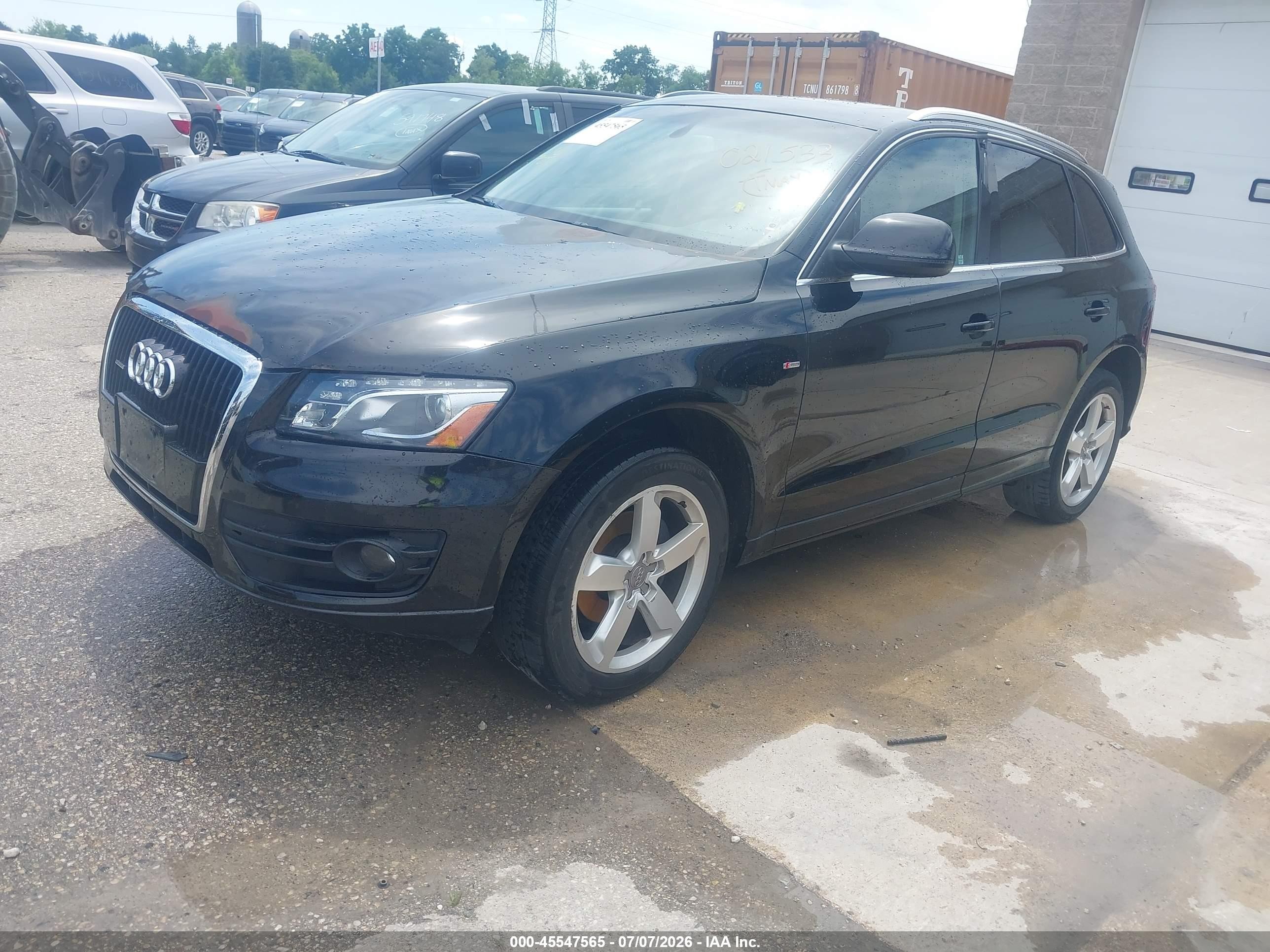 2012 Audi Q5 3.2 Premium Black vin: WA1WKAFP7CA021533